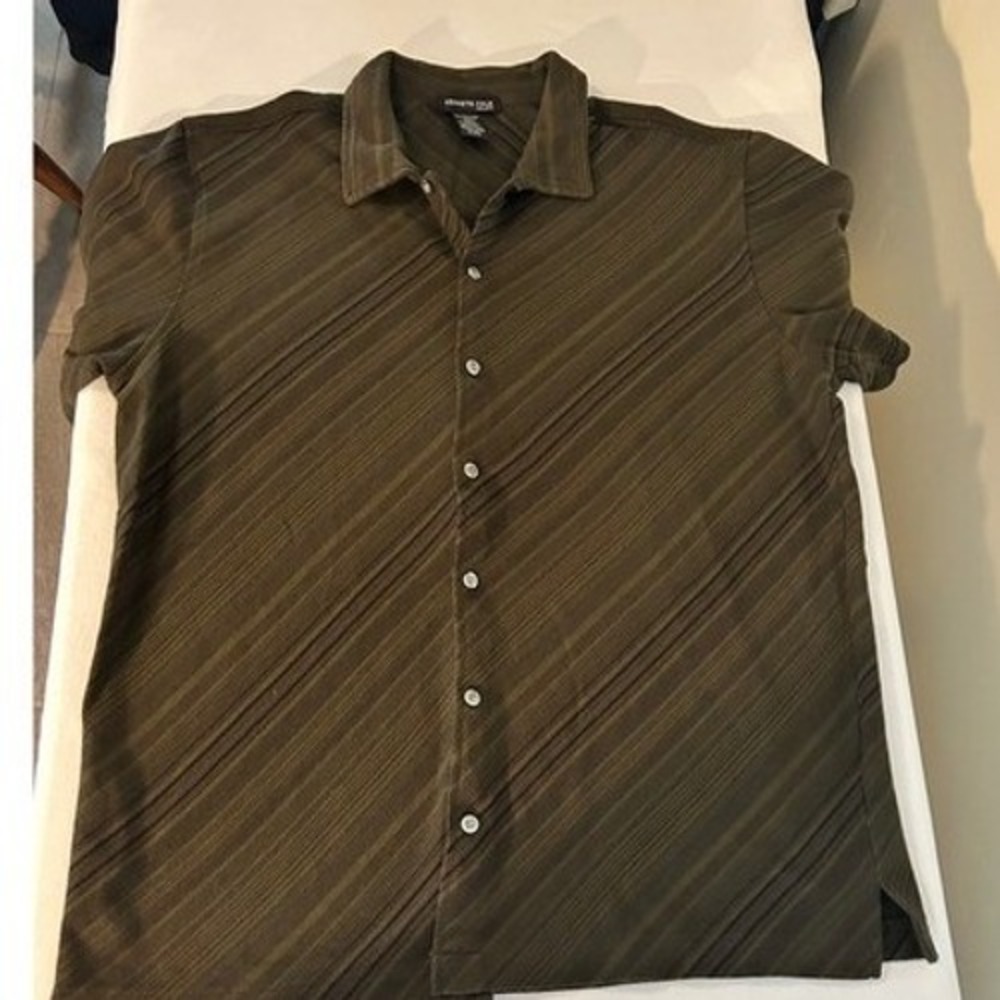 Kenneth Cole New York Mens XL Olive Green Diagonal Stripe Short Sleeve Shirt